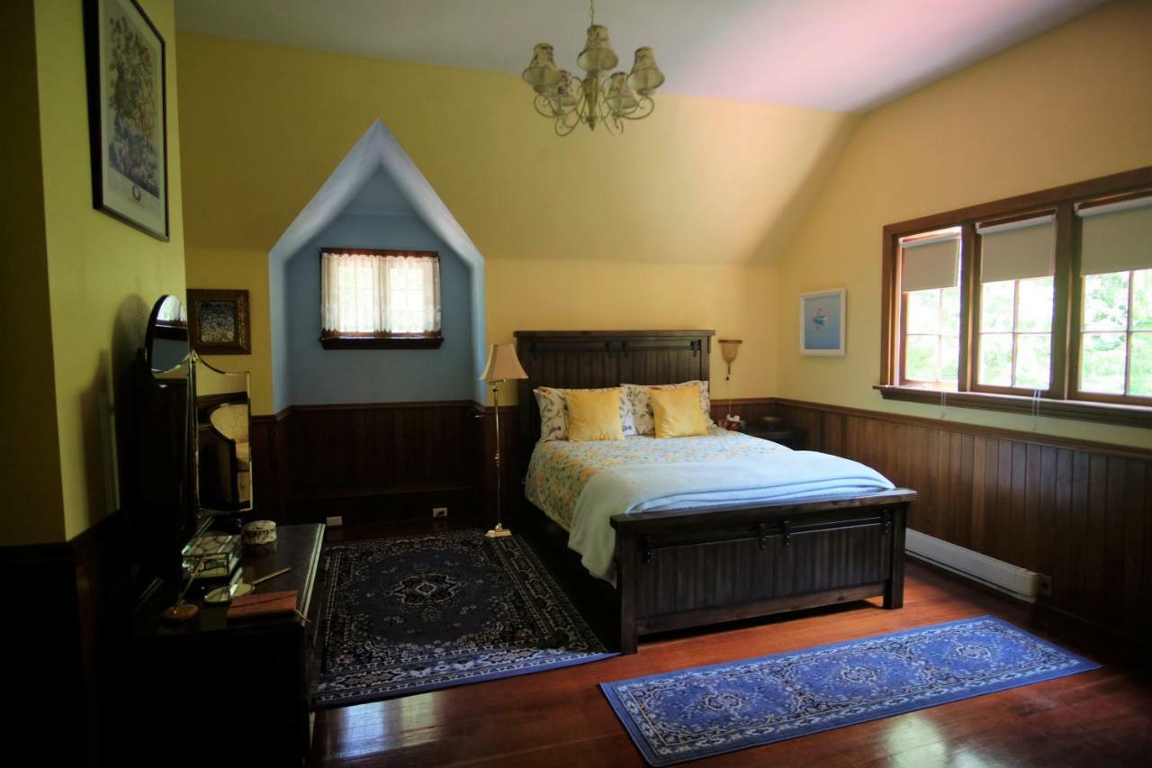Wedgwood Manor And Glamping Retreat Otel Crawford Bay Dış mekan fotoğraf