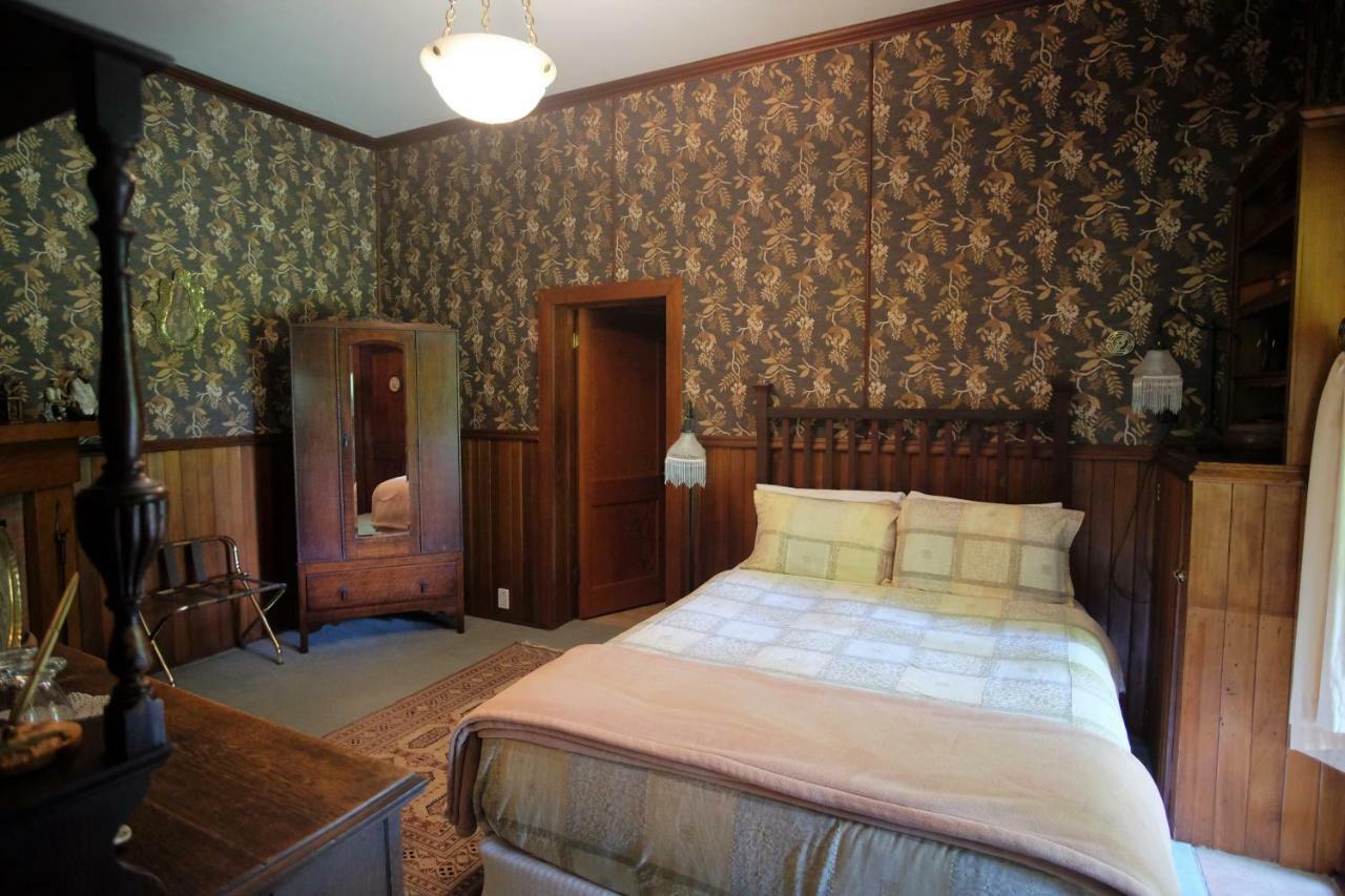 Wedgwood Manor And Glamping Retreat Otel Crawford Bay Dış mekan fotoğraf