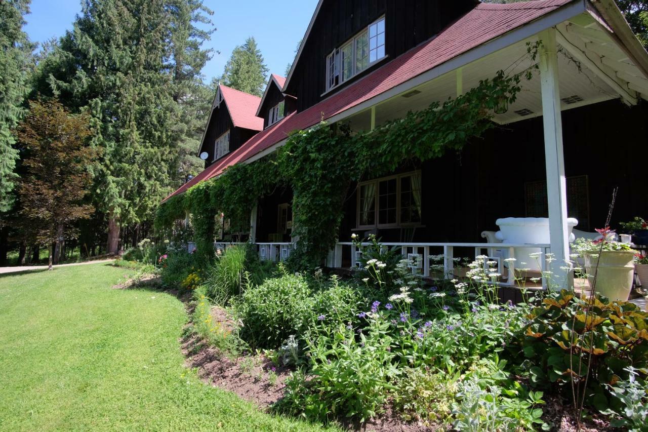 Wedgwood Manor And Glamping Retreat Otel Crawford Bay Dış mekan fotoğraf